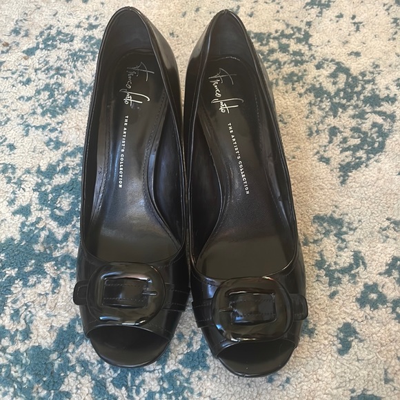 Franco Sarto black peep toe buckle pumps - Picture 2 of 6